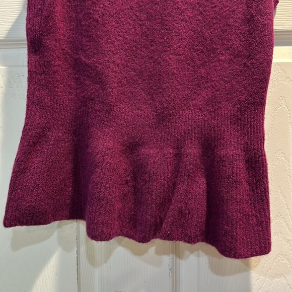 NWT! White House Black Market Purple Super Soft Mock Neck Peplum Sweater Tank S - Picture 6 of 7